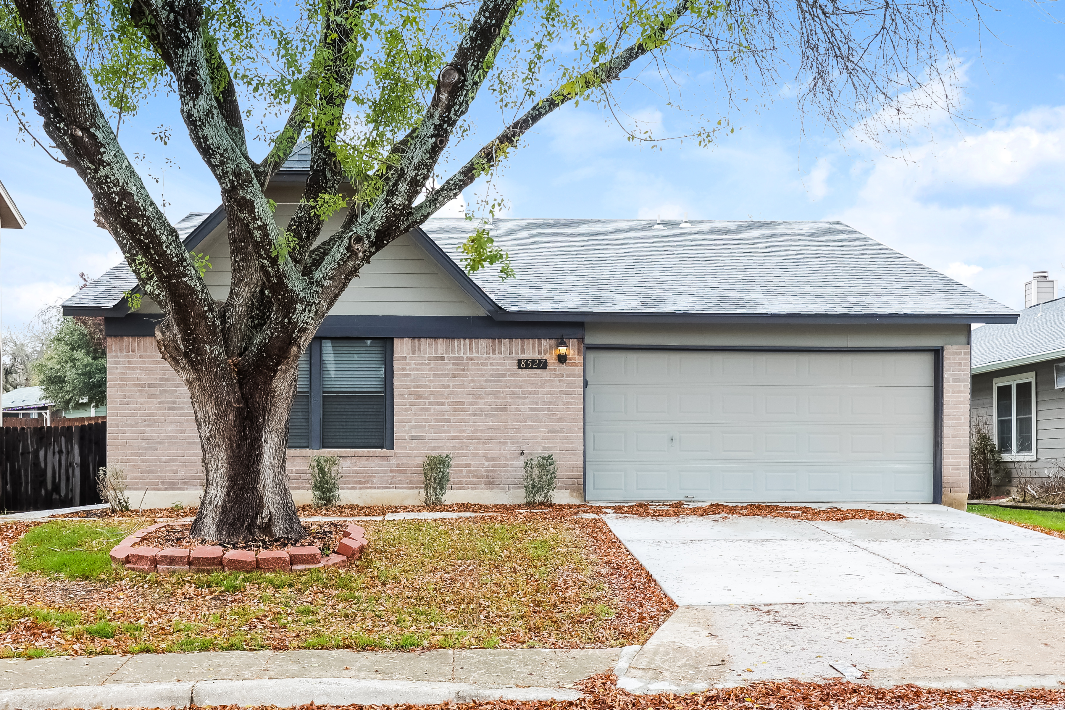 8527 SERENE RIDGE DR SAN ANTONIO, TX 78239